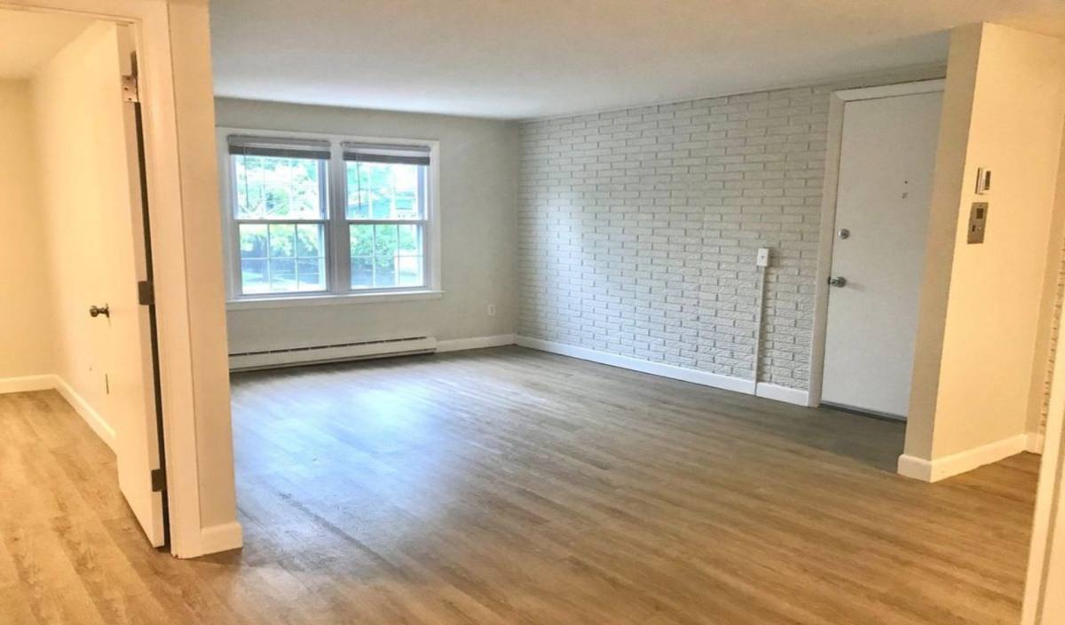 Apartment for rent at 1370 Smith St, North Providence, RI 02911