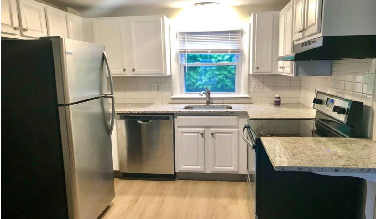 Apartment for rent at 1370 Smith St, North Providence, RI 02911