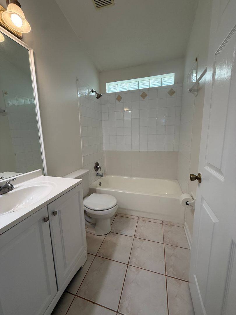 House for rent at 1905 Pine Bay Dr, Lake Mary, FL 32746