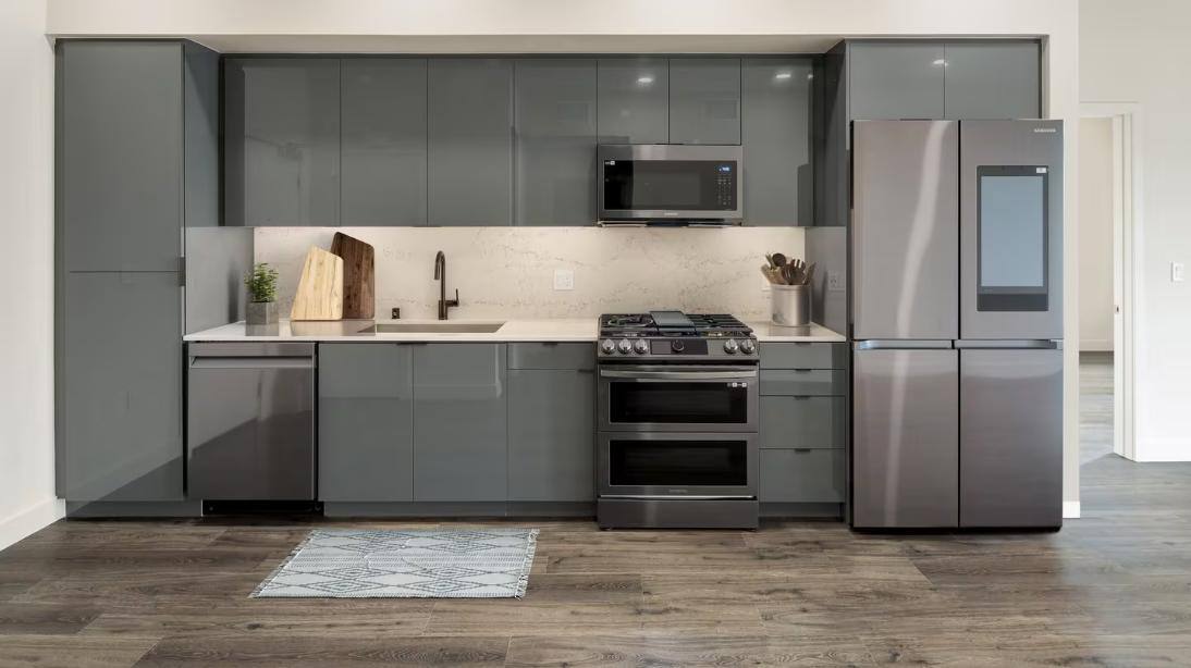 Apartment for rent at 1540 E Industrial St, Los Angeles, CA 90021
