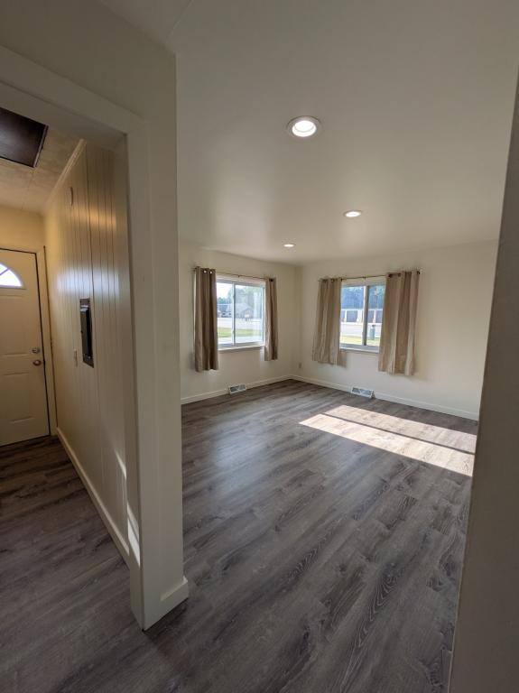 House for rent at 11025 E Pickard Rd, Mount Pleasant, MI 48858