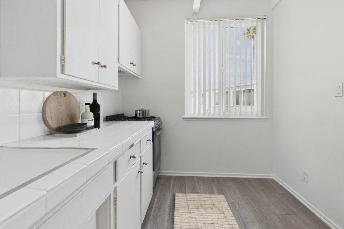 Apartment for rent at Royal Sepulveda, 6920 Sepulveda Blvd #227, Van Nuys, CA 91405