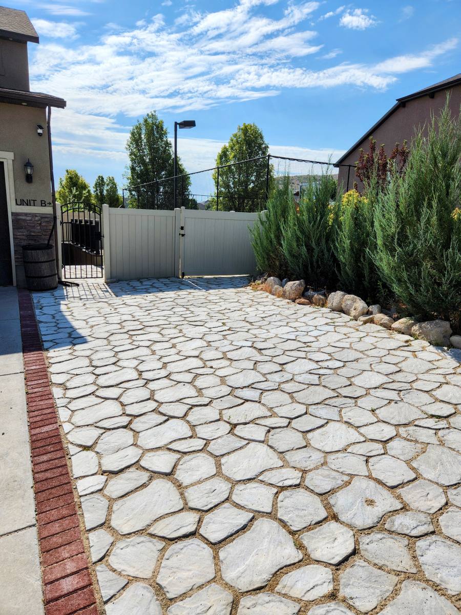 14249 S Knapper Way #B, Herriman, UT 84096