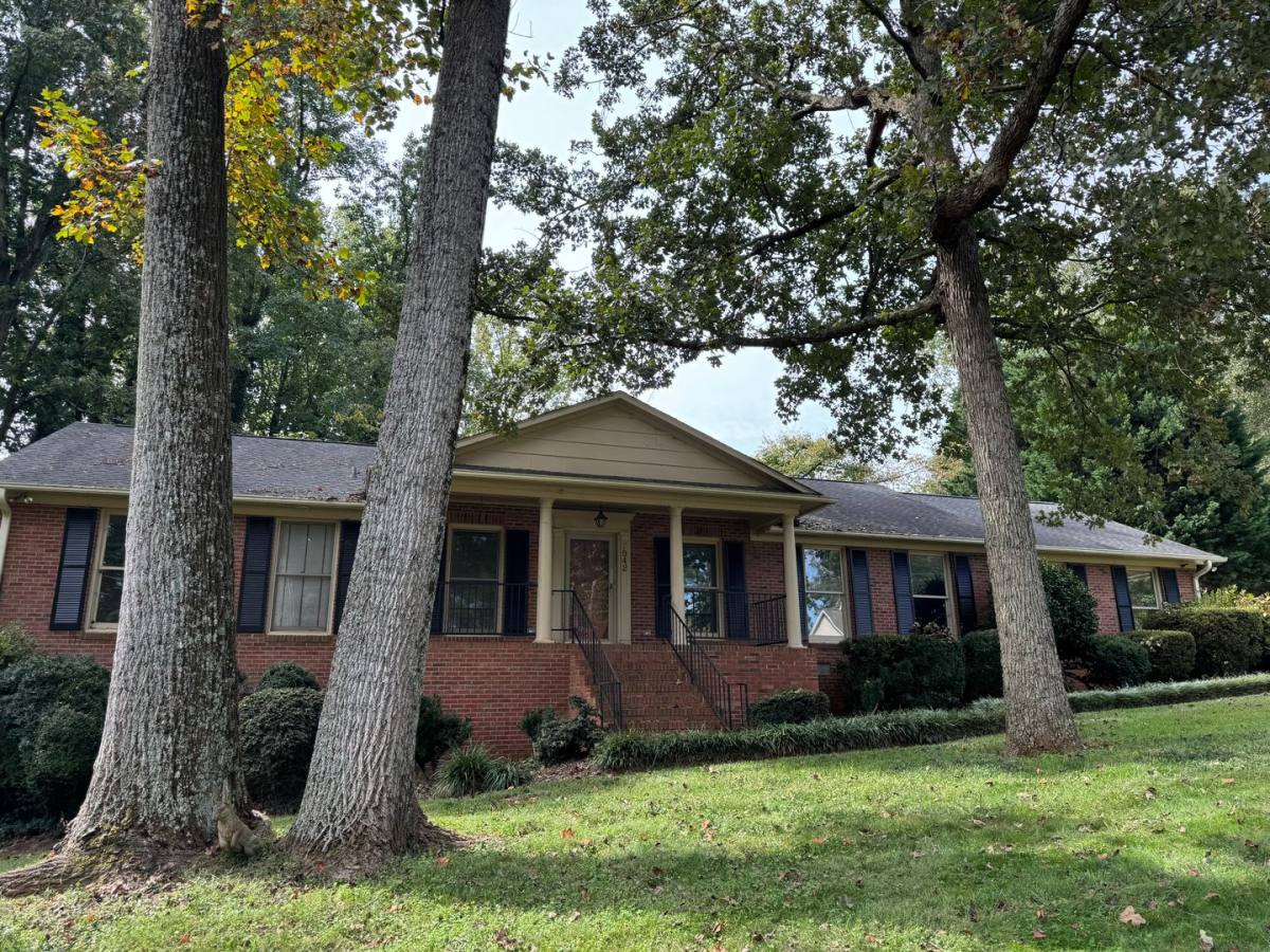 House for rent at 7942 Lake Vista Dr, Denver, NC 28037