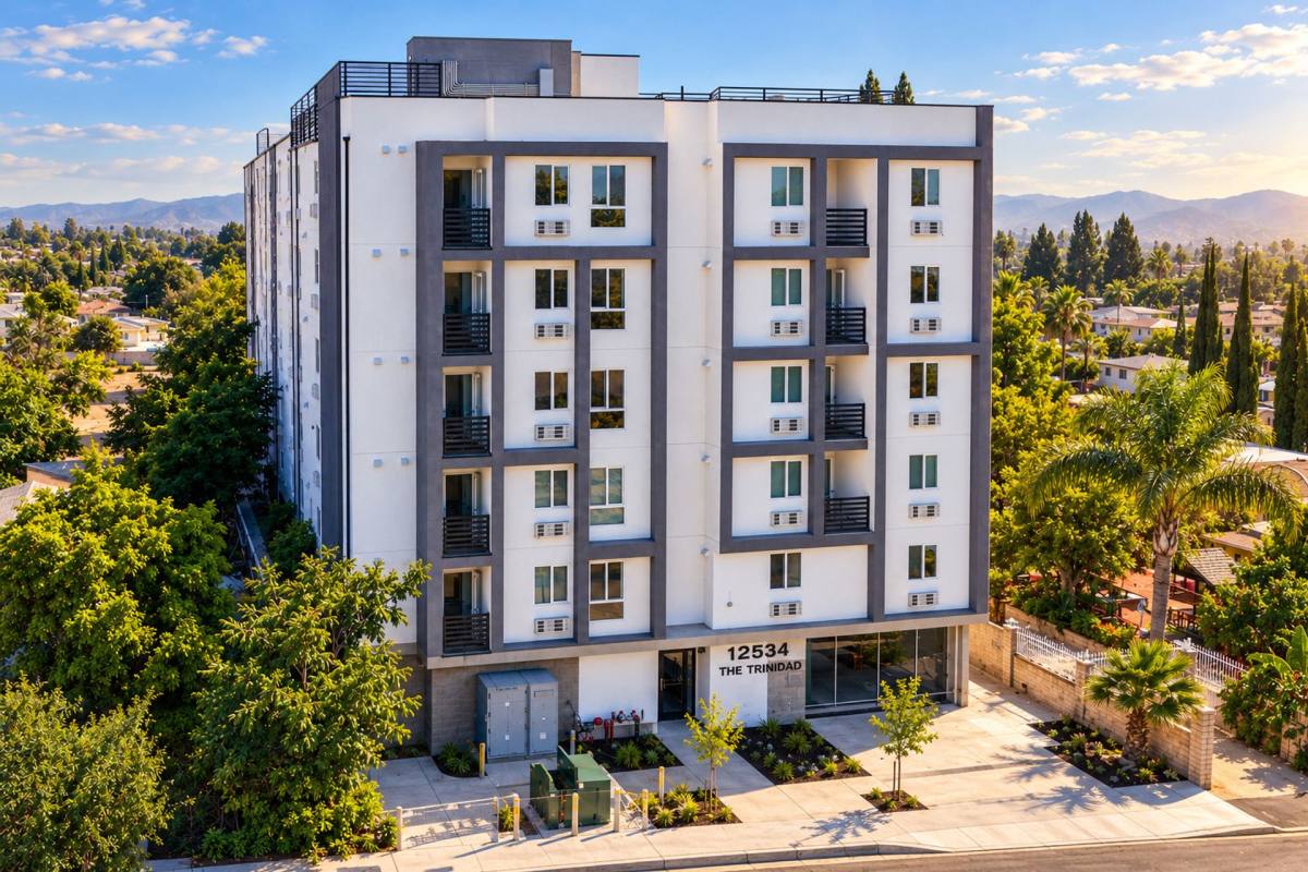 Apartment for rent at 12534 San Fernando Rd, Sylmar, CA 91342