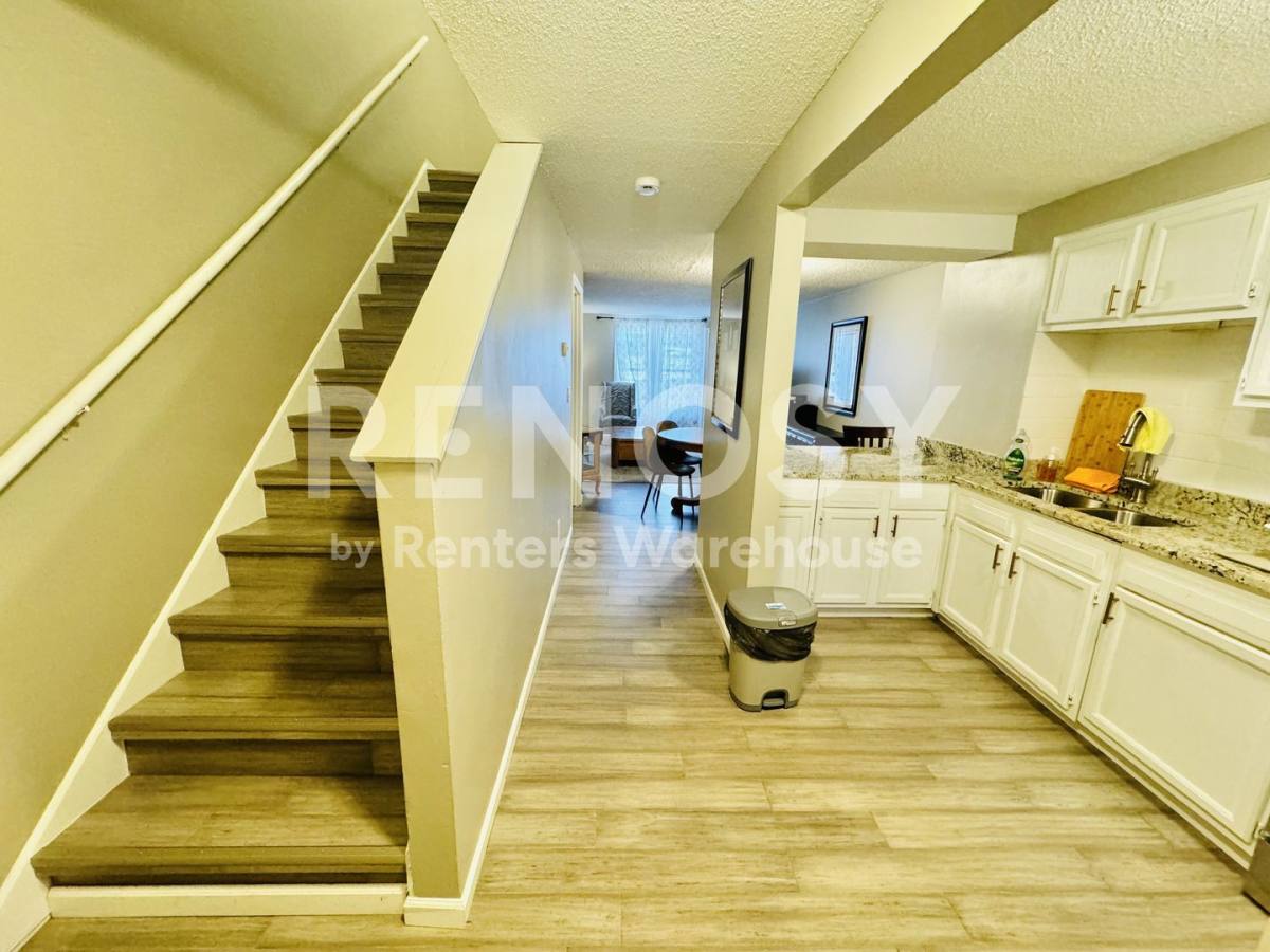 Apartment for rent at 1611 Glenwood Ave, Minneapolis, MN 55405