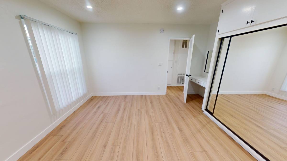 Apartment for rent at 12159 Magnolia Blvd, Valley Village, CA 91607