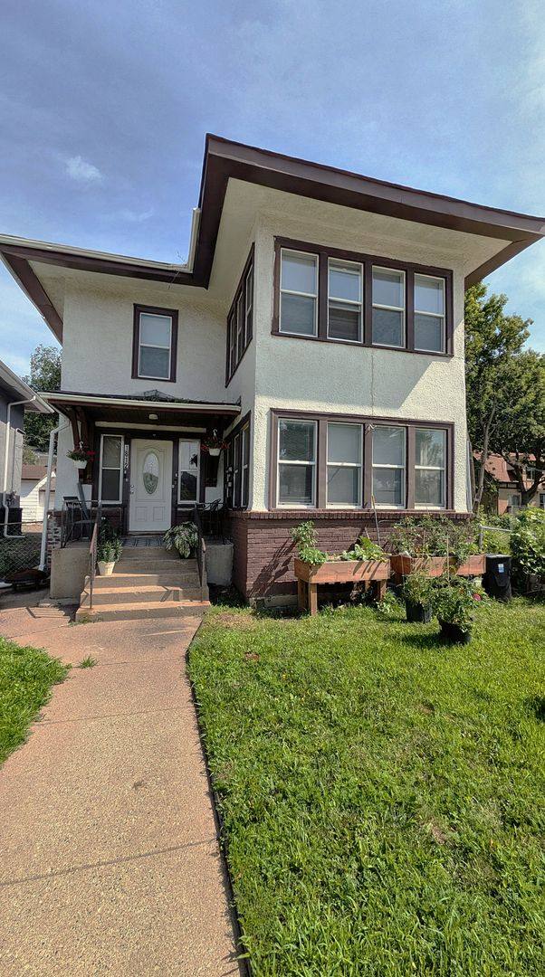 Apartment for rent at 1812 Golden Valley Rd, Minneapolis, MN 55411