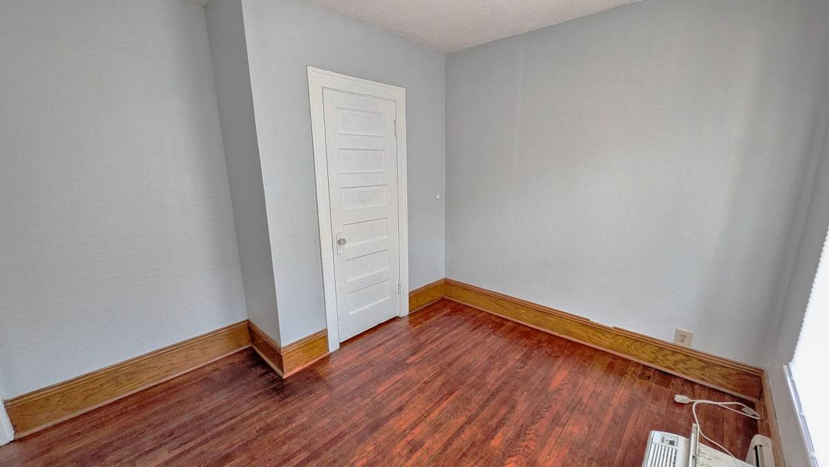Apartment for rent at 1812 Golden Valley Rd, Minneapolis, MN 55411