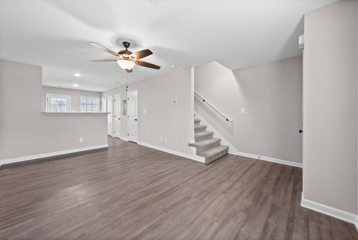 Townhouse for rent at 418 Peachers Mill Rd, Clarksville, TN 37042