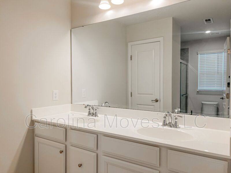 Townhouse for rent at 415 Huntingdale Place, Simpsonville, SC 29681