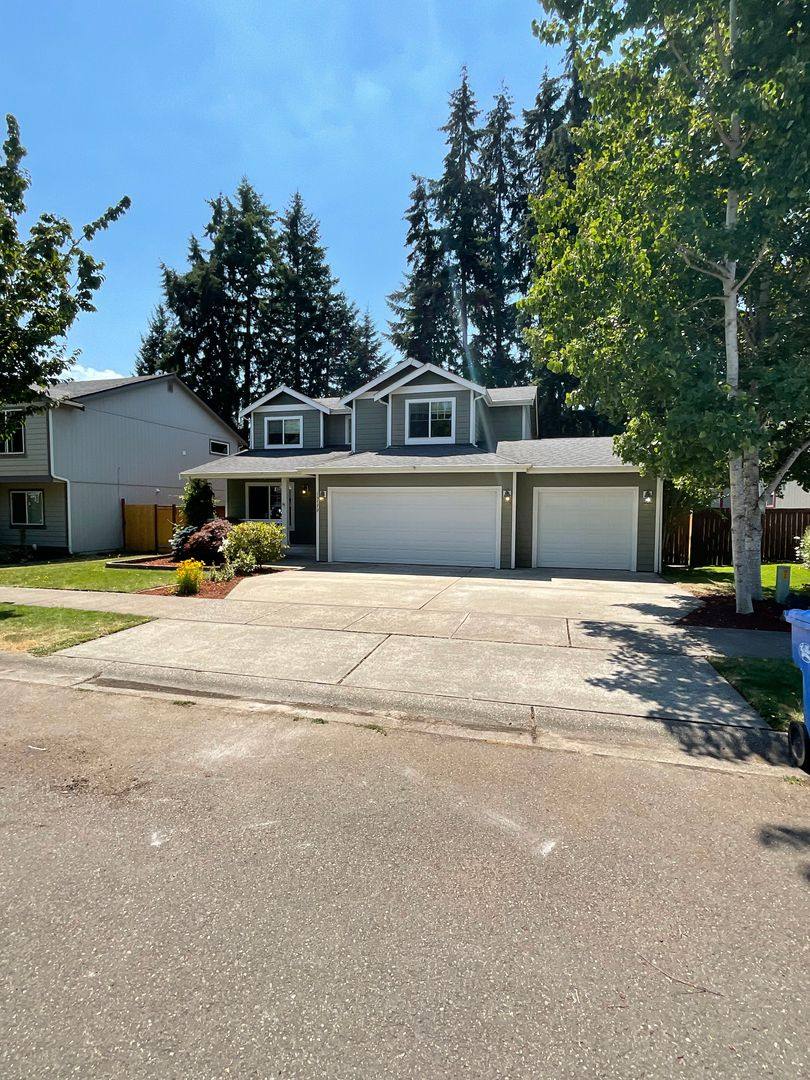 House for rent at 15779 104th Ave SE, Yelm, WA 98597
