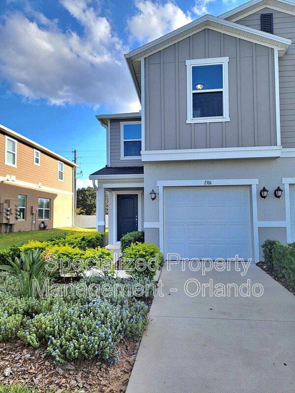 Townhouse for rent at 1316 Mirabella Circle, Davenport, FL 33897