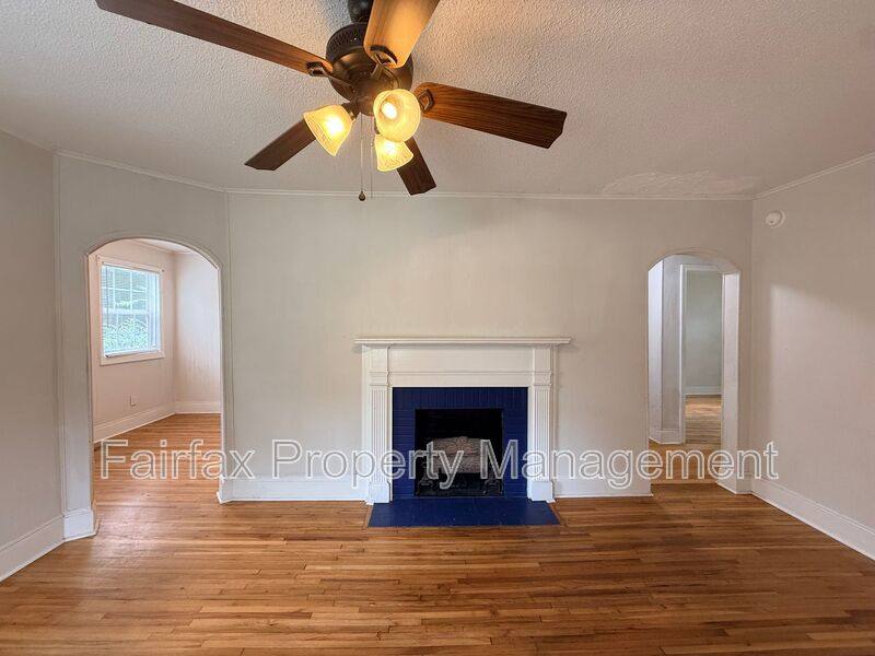 House for rent at 506 E Club Blvd, Durham, NC 27704