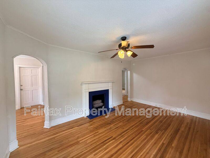 House for rent at 506 E Club Blvd, Durham, NC 27704