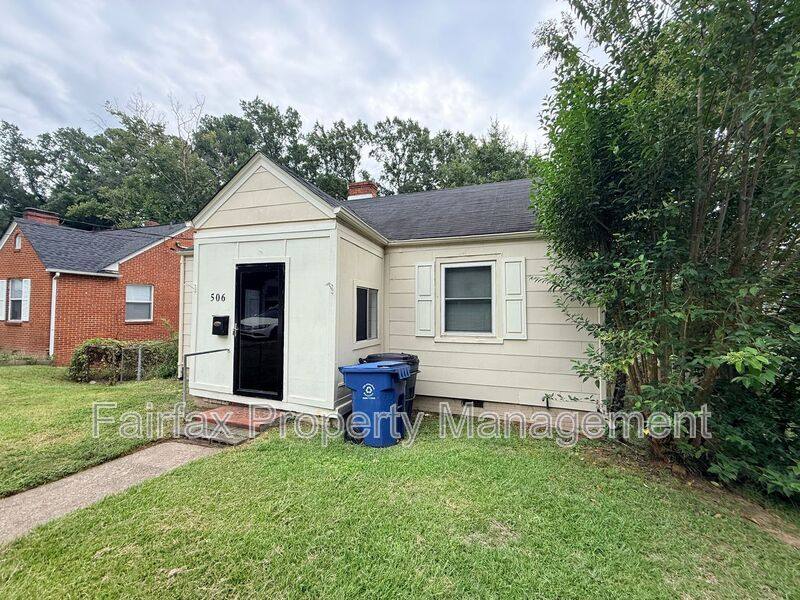 House for rent at 506 E Club Blvd, Durham, NC 27704