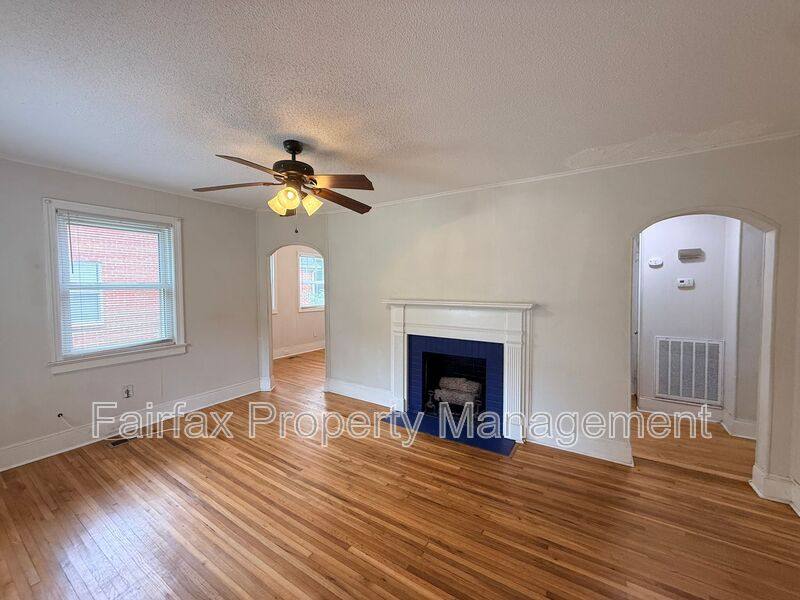 House for rent at 506 E Club Blvd, Durham, NC 27704