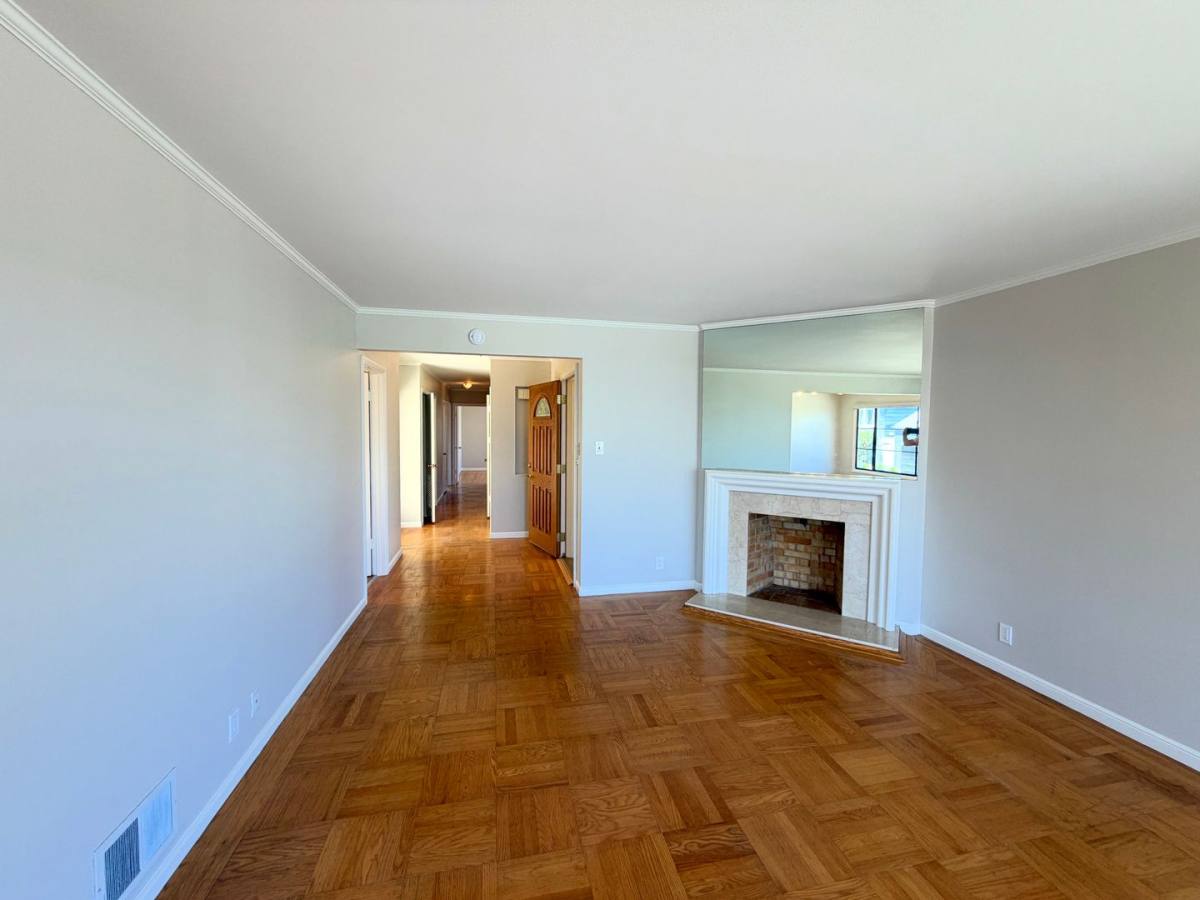 House for rent at 955 Lawton St, San Francisco, CA 94122