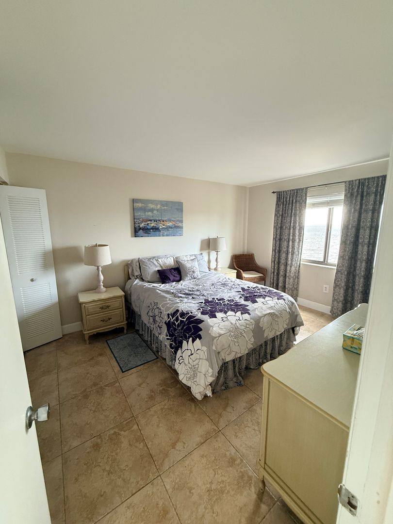 Apartment for rent at 1500 Park Beach Circle, Punta Gorda, FL 33950