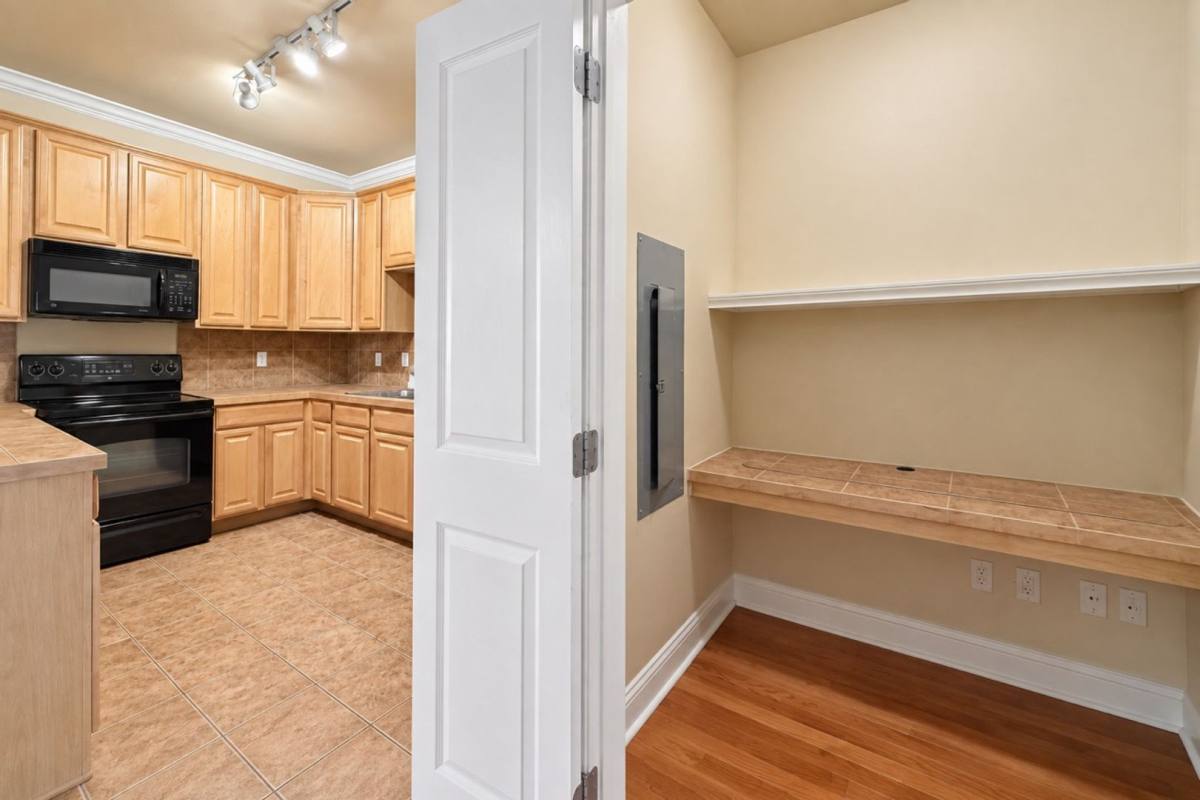 Apartment for rent at 809 Summer Breeze, Baton Rouge, LA 70810