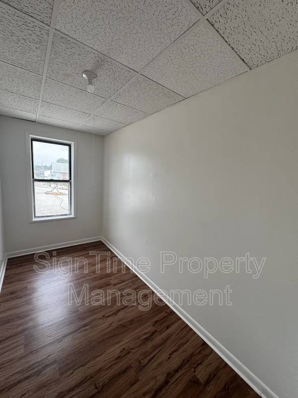 Apartment for rent at 112 W Franklin St #4, Hagerstown, MD 21740