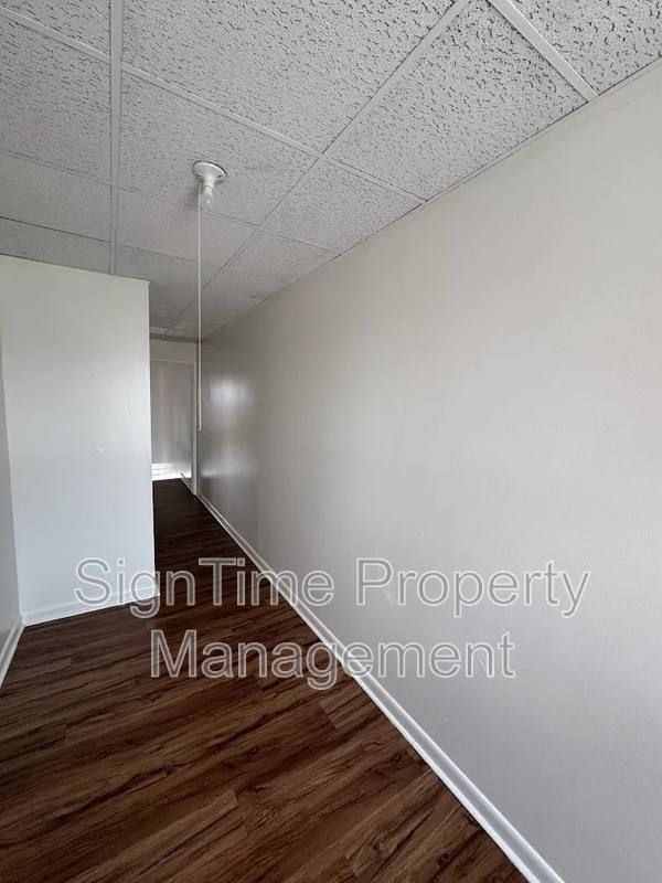 Apartment for rent at 112 W Franklin St #4, Hagerstown, MD 21740
