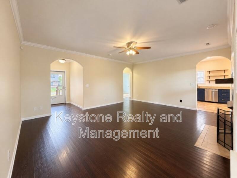 3492 Sikorsky Lane, Clarksville, TN 37042 - House for Rent - Image 4