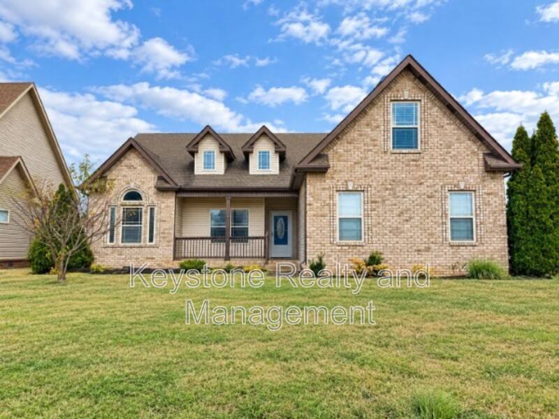 3492 Sikorsky Lane, Clarksville, TN 37042 - House for Rent