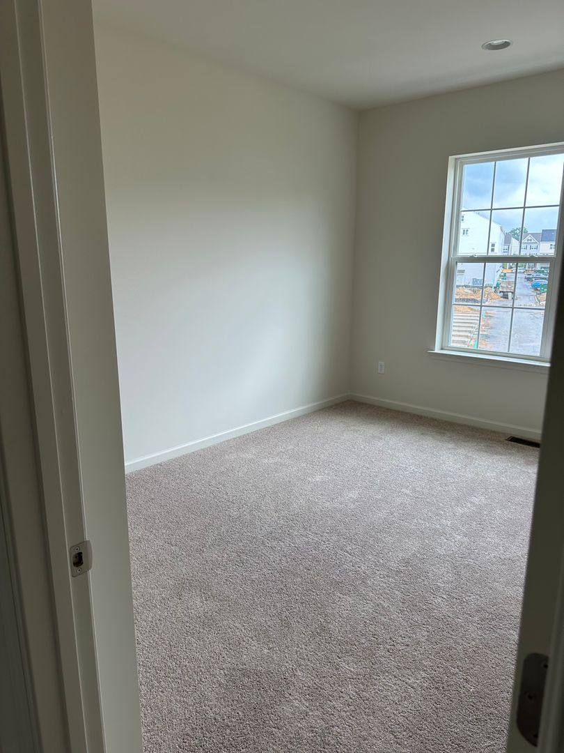 House for rent at 401 Lenape Way #DARLEY Green, Claymont, DE 19703
