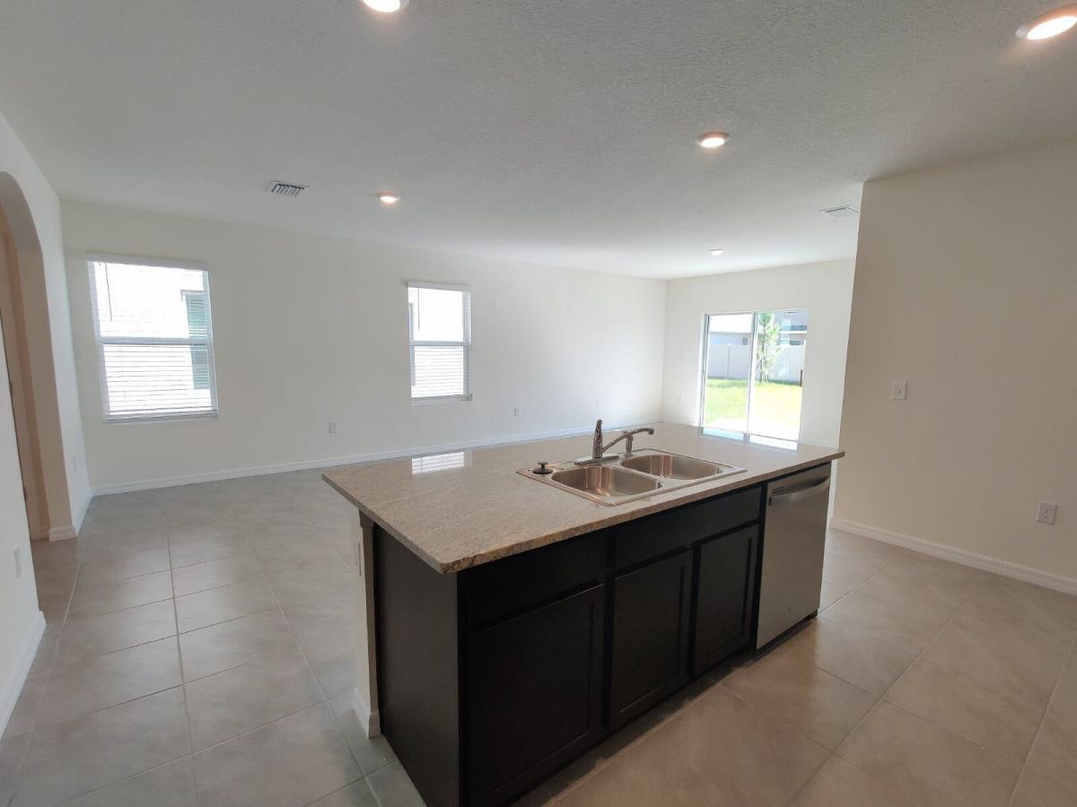 House for rent at 34228 Jasper Stone Dr, Wesley Chapel, FL 33543