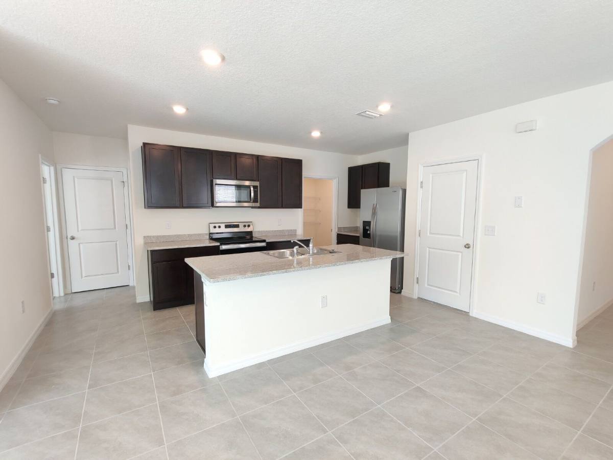 House for rent at 34228 Jasper Stone Dr, Wesley Chapel, FL 33543
