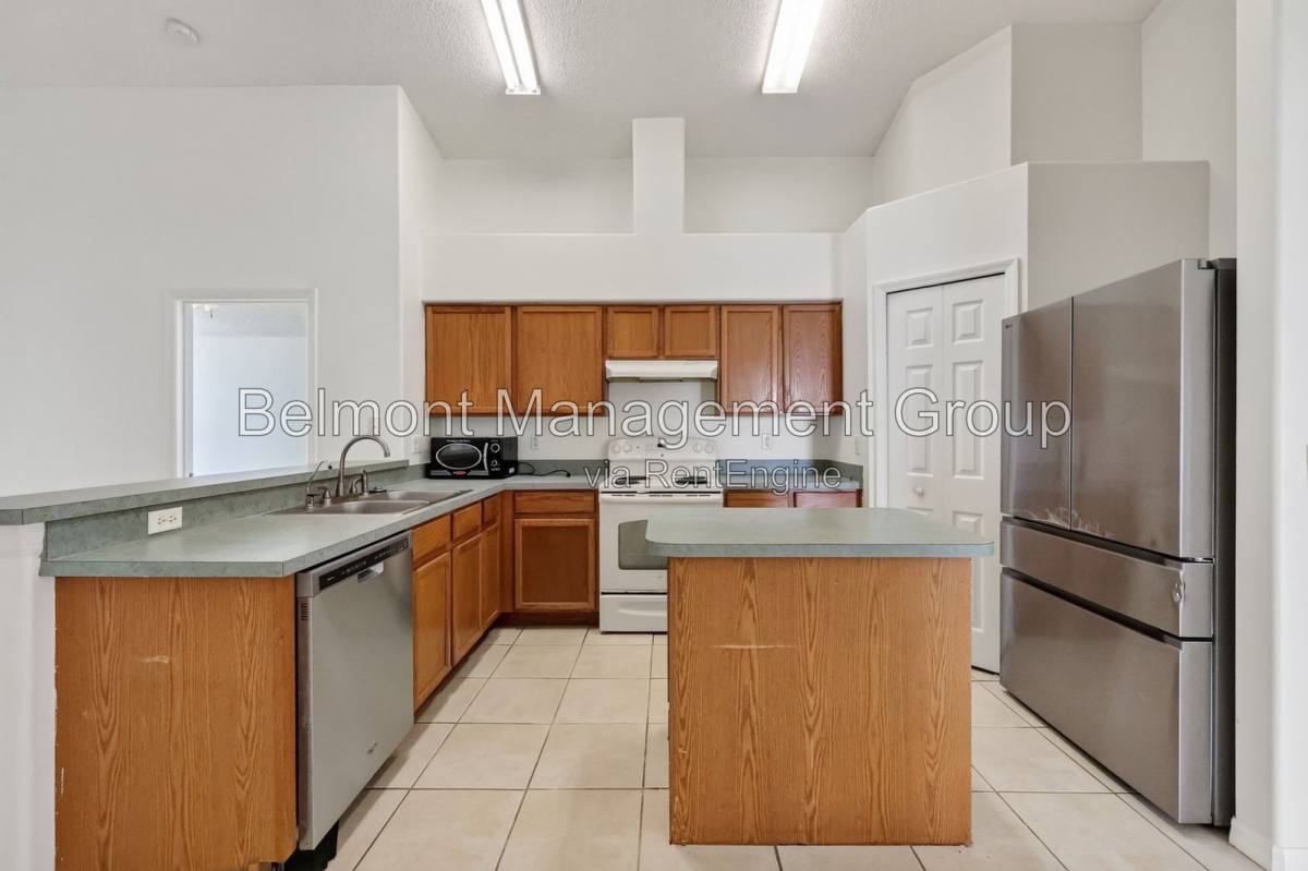 Apartment for rent at 2127 Korat Lane, Maitland, FL 32751