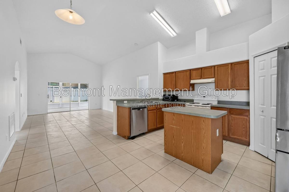 Apartment for rent at 2127 Korat Lane, Maitland, FL 32751