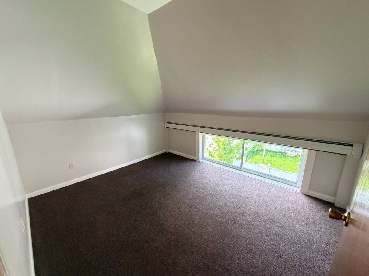 Apartment for rent at 117 Park St #5B, Morrisville, VT 05661
