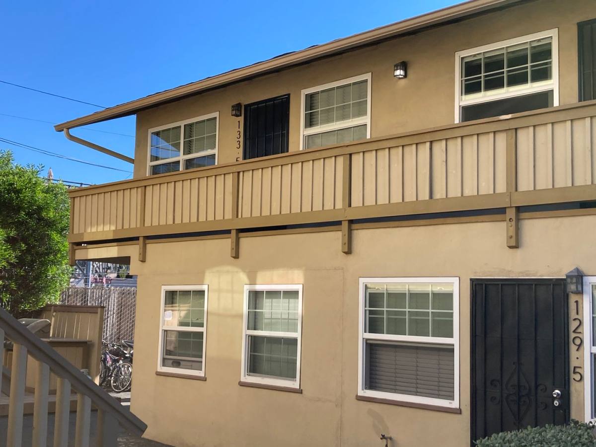 Apartment for rent at 129-143 D Ave, Coronado, CA 92118