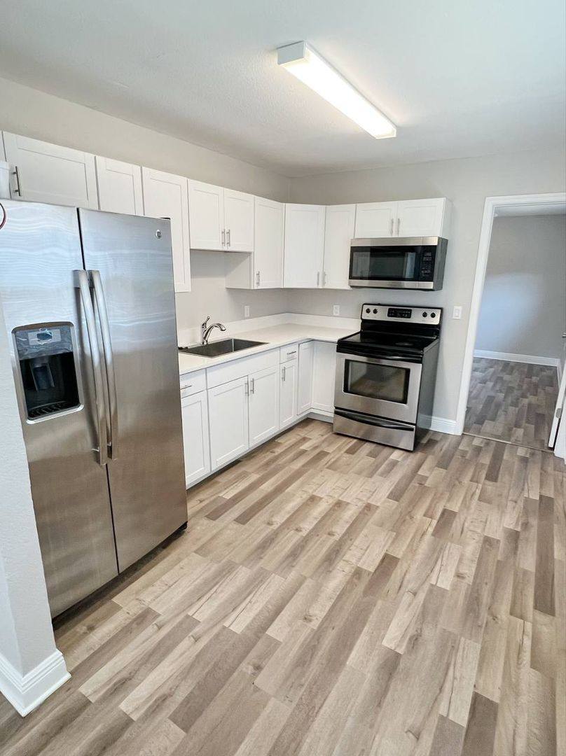 6207 12th St Court E, Bradenton, FL 34203 - House for Rent - Image 1