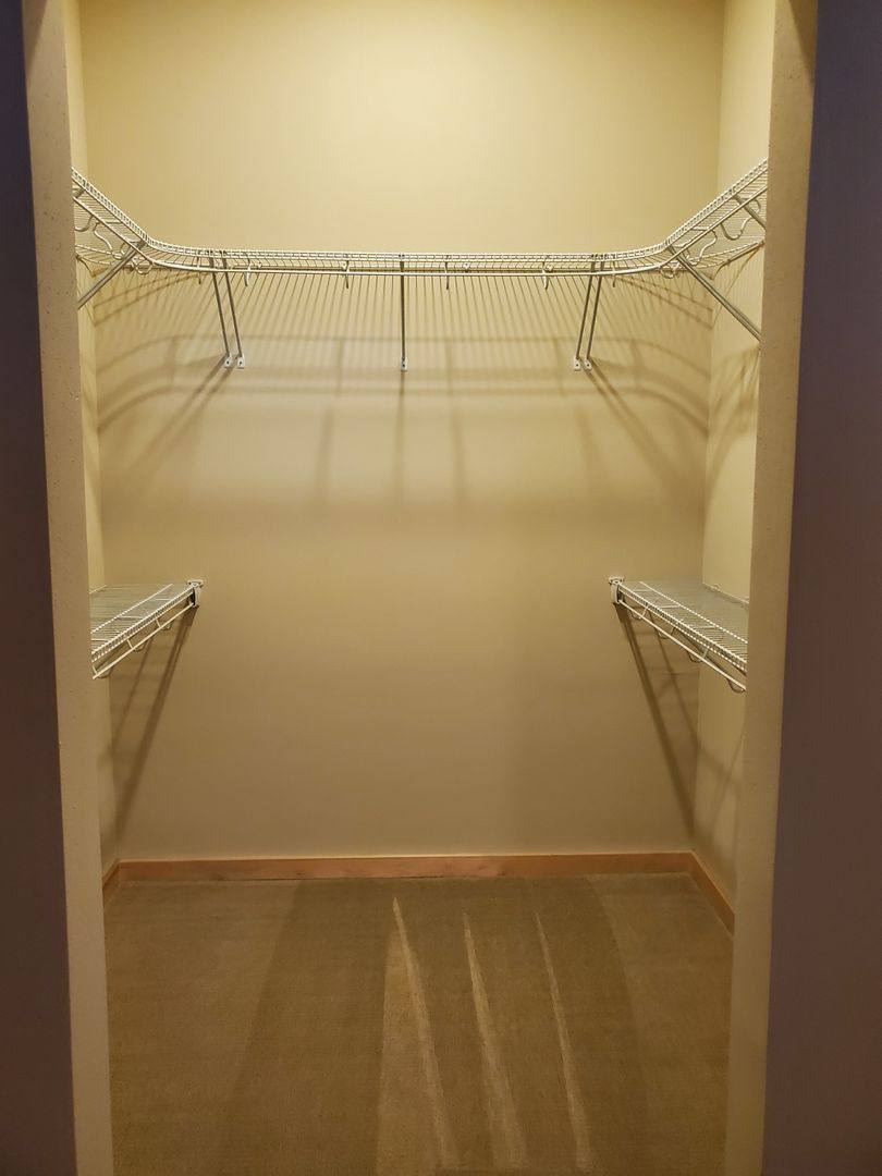 Oregon, 221 E Oregon St, Milwaukee, WI 53204 - Apartment for Rent - Image 7