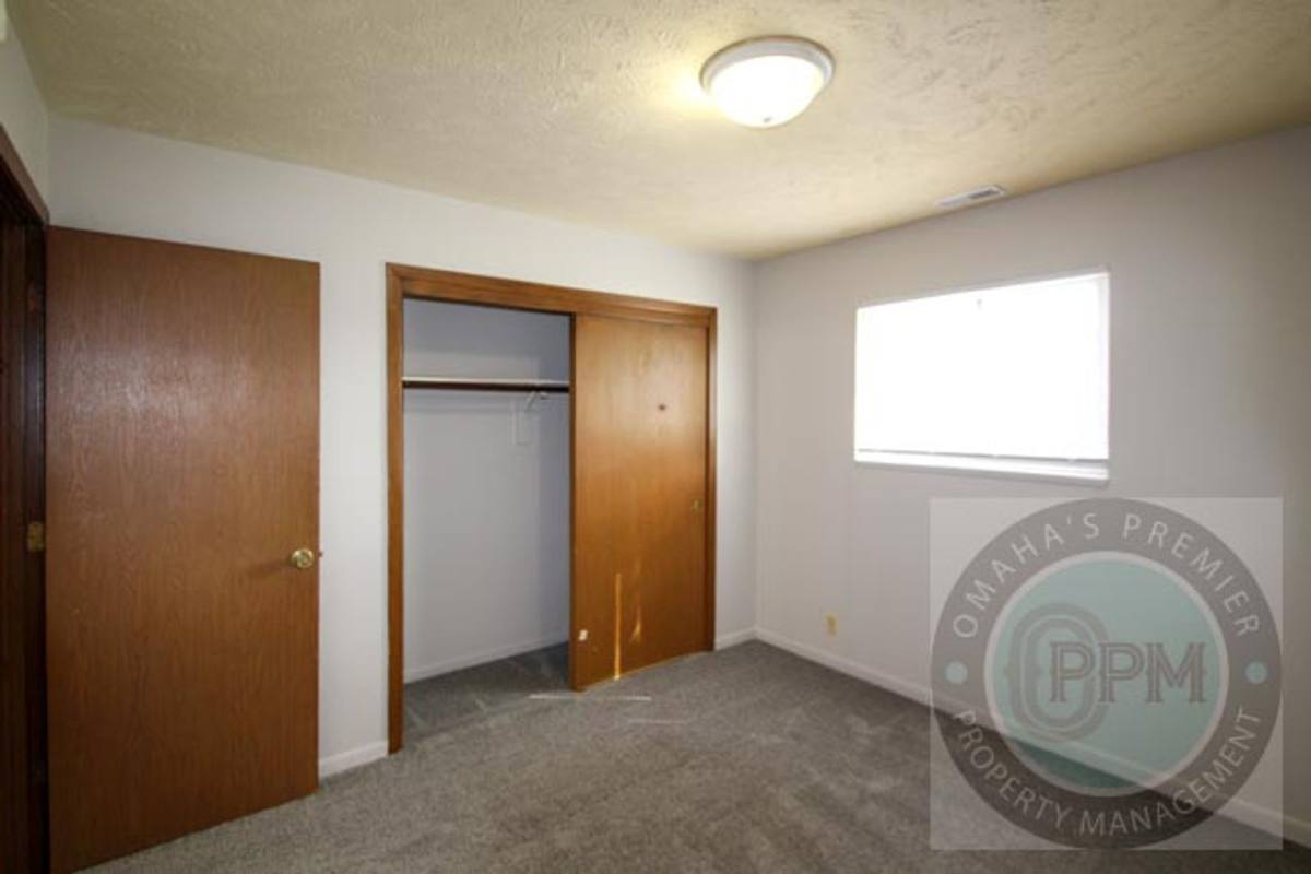 Apartment for rent at 2903 N 76th St, Omaha, NE 68134