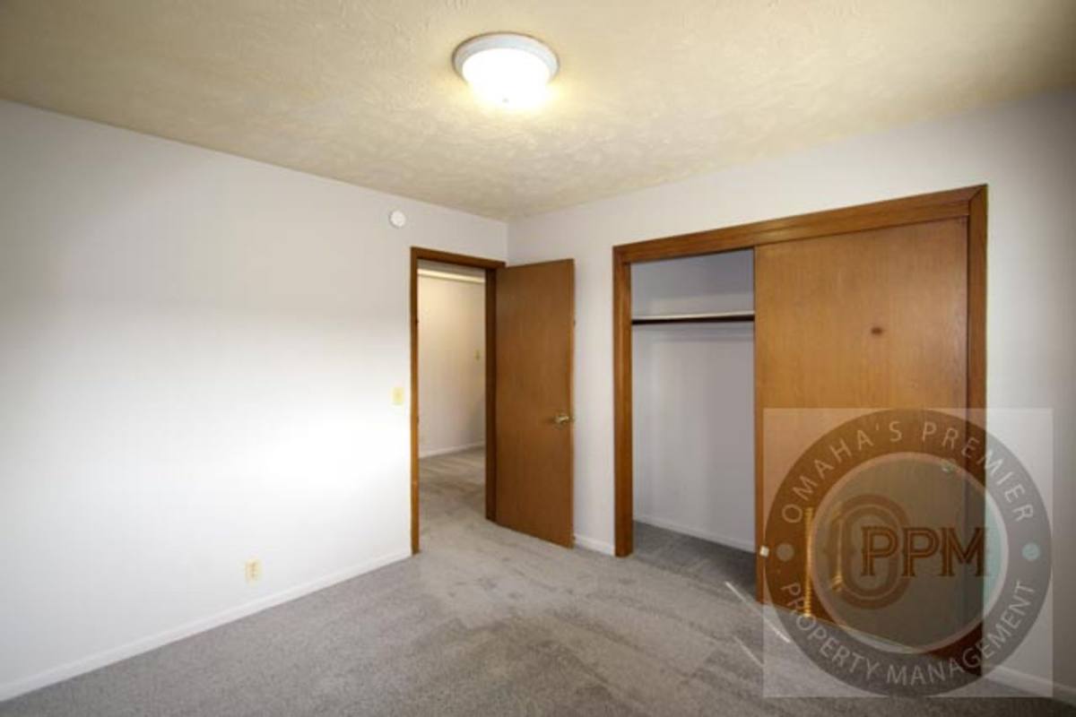Apartment for rent at 2903 N 76th St, Omaha, NE 68134