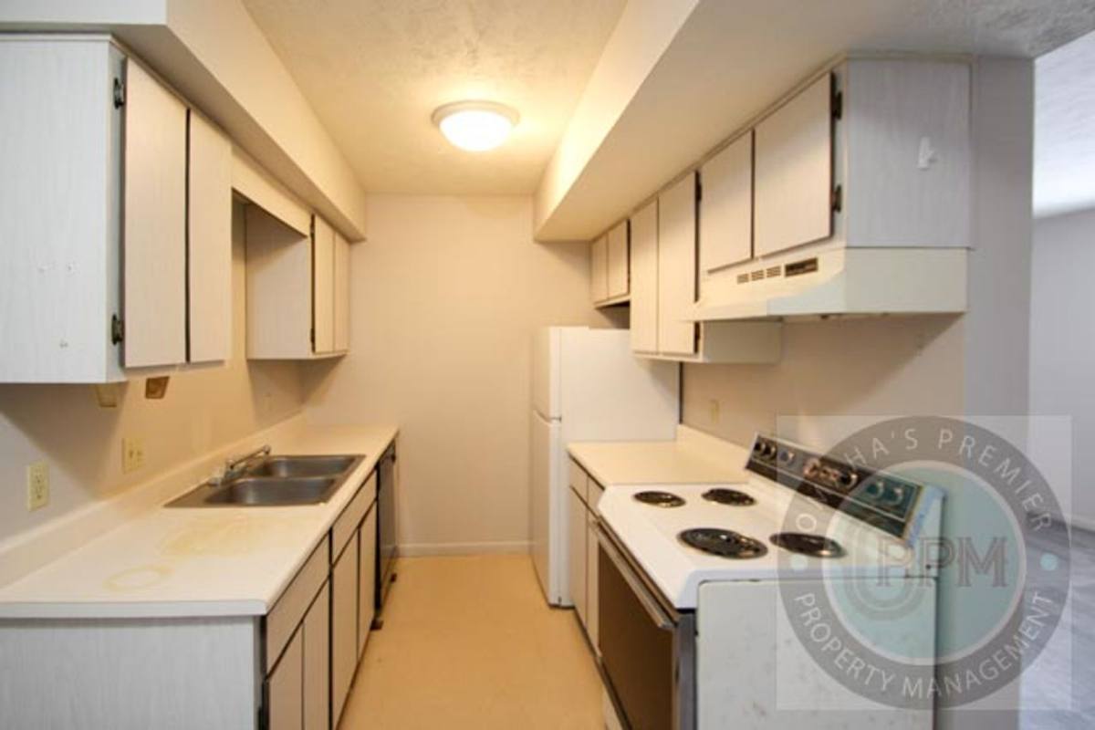 Apartment for rent at 2903 N 76th St, Omaha, NE 68134