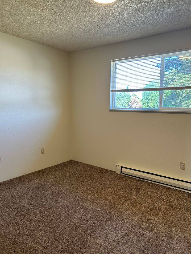 Townhouse for rent at 505 27th Ave, SE, Albany, OR 97322