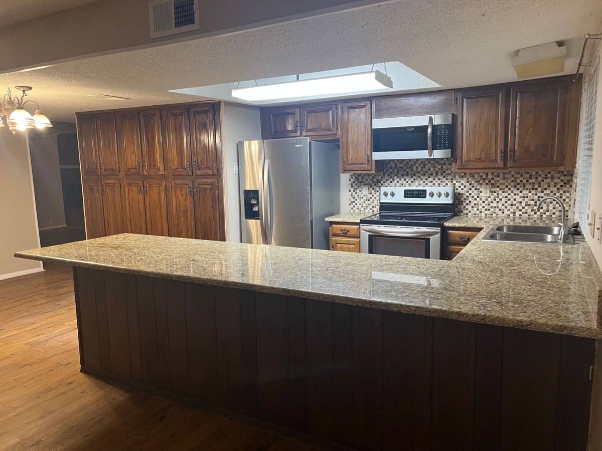 House for rent at 416 Lincoln, Plano, TX 75023