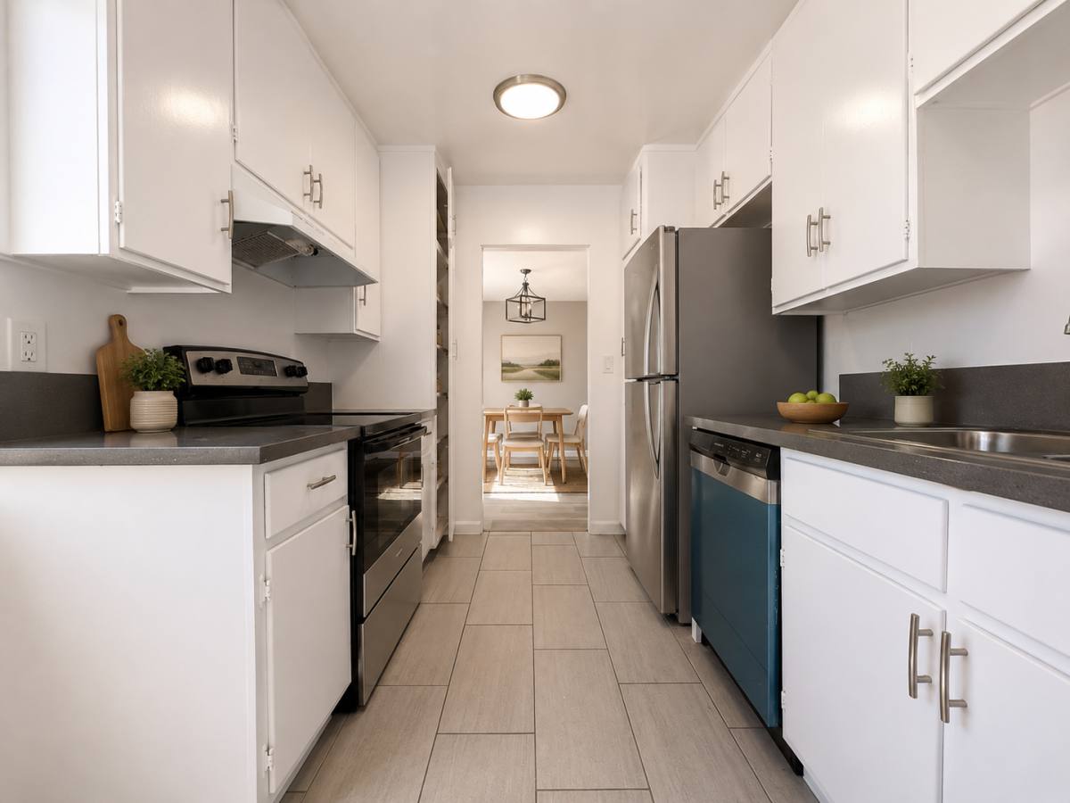 Apartment for rent at 6210 Reseda Blvd, Reseda, CA 91335