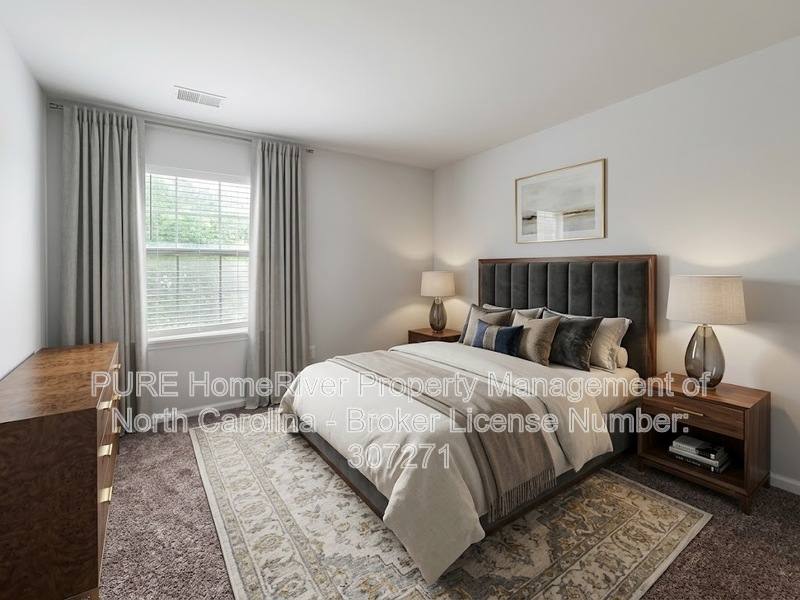 House for rent at 9444 Stately Oak Lane, Charlotte, NC 28227