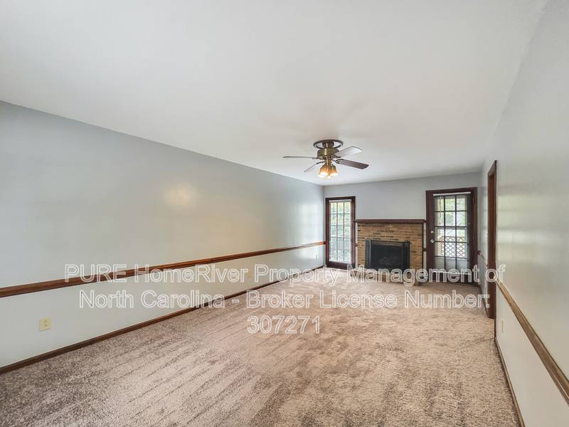 House for rent at 9444 Stately Oak Lane, Charlotte, NC 28227