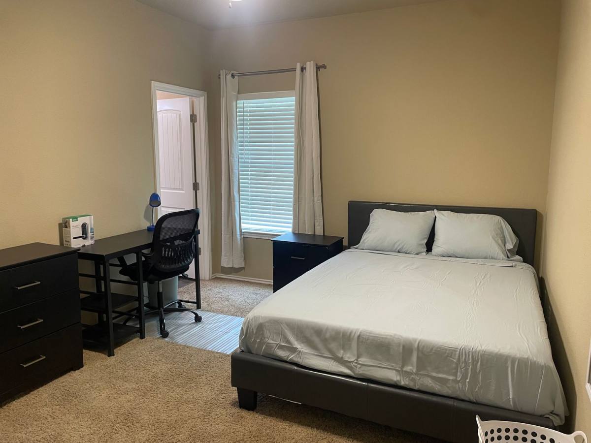 Apartment for rent at 323 French Ave, Waco, TX 76706