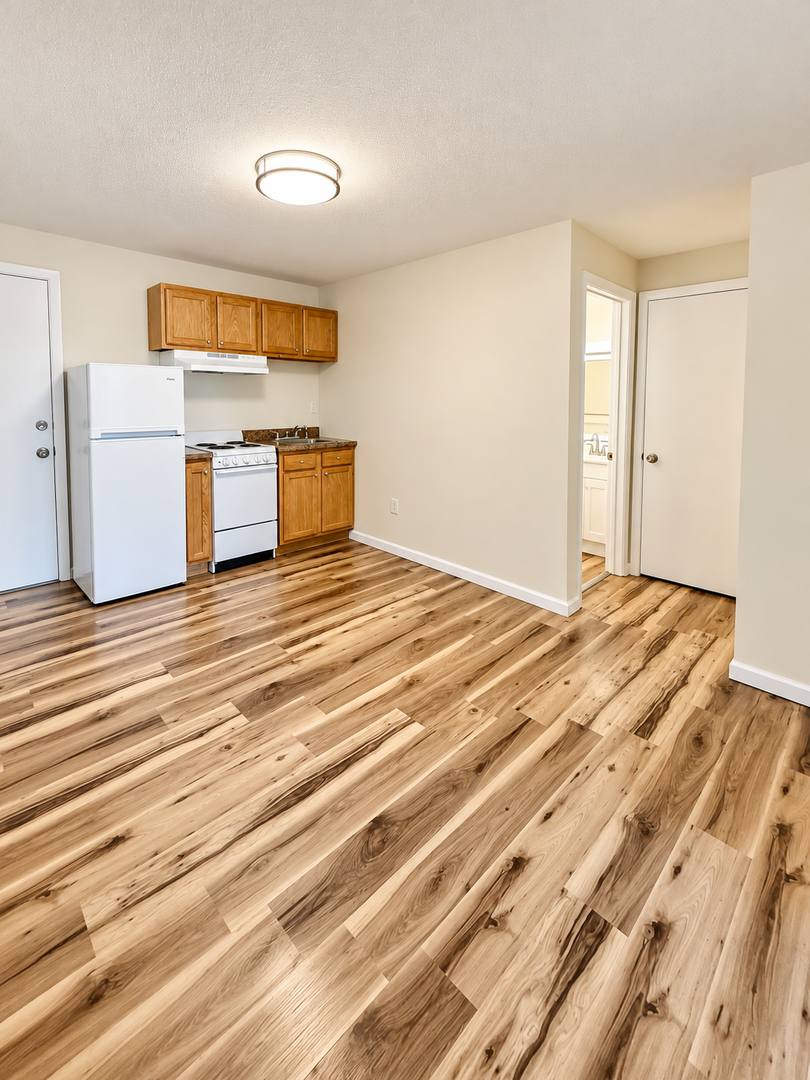 Apartment for rent at 145 Whiting St, New Britain, CT 06051