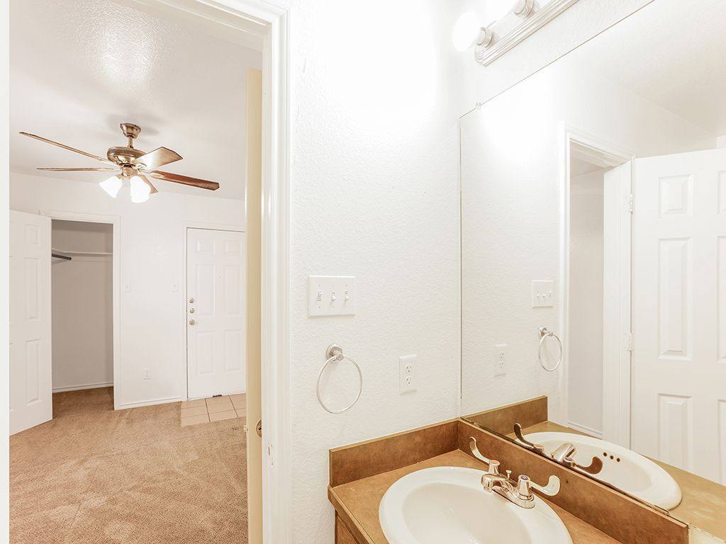 315 Isbell Rd, Fort Worth, TX 76114 - Apartment for Rent - Image 14