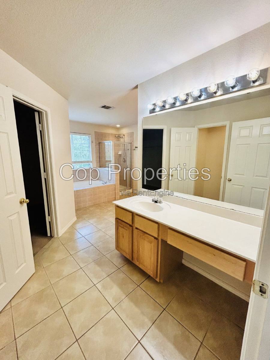 House for rent at 2007 Walsbrook, San Antonio, TX 78260