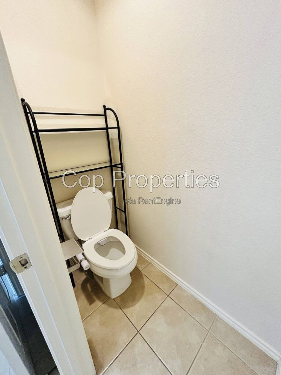 House for rent at 2007 Walsbrook, San Antonio, TX 78260
